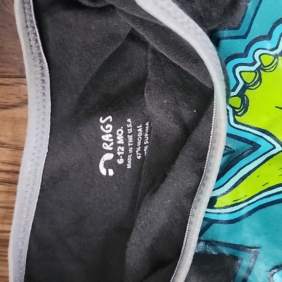 Rags to Raches 6-12m dino romper - Picture 3 of 4